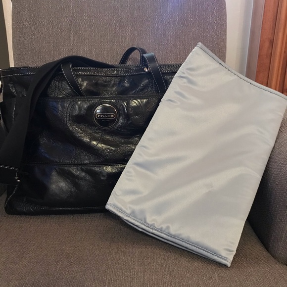 Coach diaper bag - Picture 3 of 6